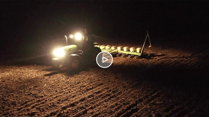 "Definitely a simpler GPS but still all the functionality", commented by Duffy from USA. AT1 allows him to work faster and with greater ease, saving him time and energy.